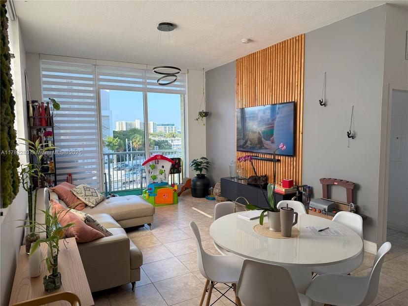 Picture of 1350 NW 8Th Ct # 6, Miami FL 33136