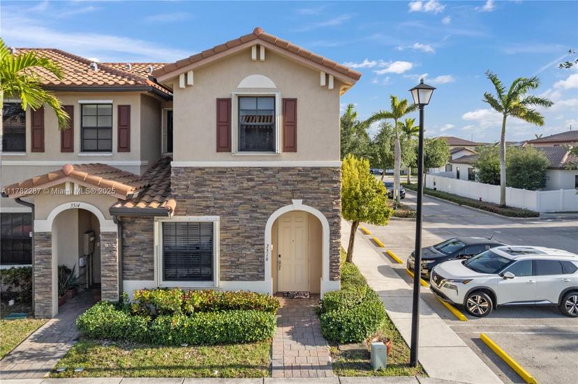 Picture of 3516 W 88Th Ter, Hialeah FL 33018