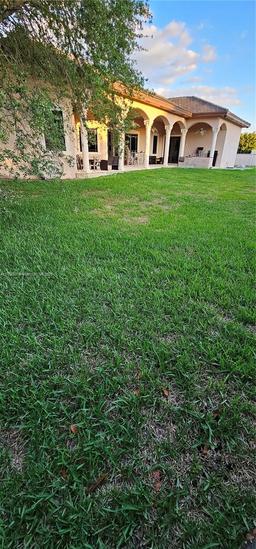 Picture of 19330 SW 134Th Ct, Miami, FL 33177