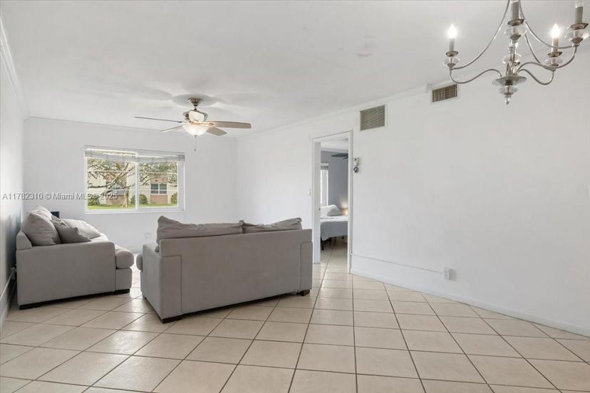 Picture of 9 NE 19Th Ct # 104C, Wilton Manors FL 33305