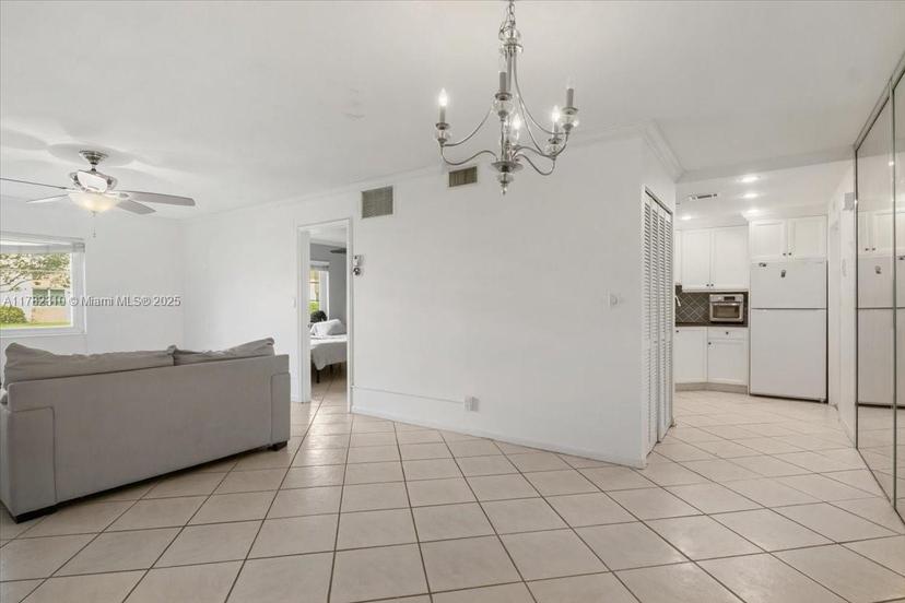 Picture of 9 NE 19Th Ct # 104C, Wilton Manors FL 33305