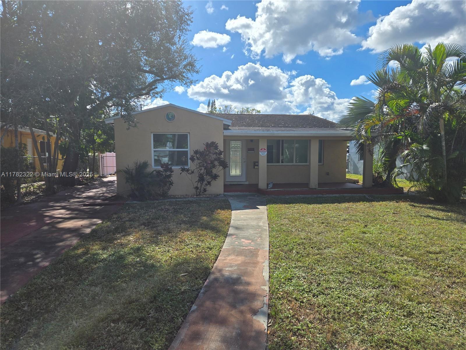 Picture of 2722 Pierce St, Hollywood, FL 33020
