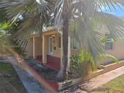 Picture of 2722 Pierce St, Hollywood, FL 33020