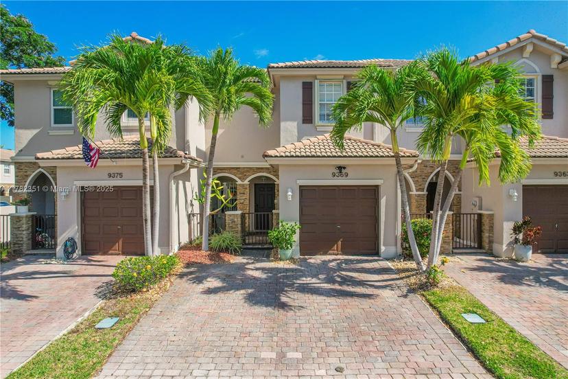 Picture of 9369 SW 221St St, Cutler Bay FL 33190