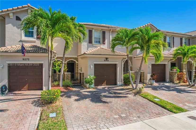 Picture of 9369 SW 221St St, Cutler Bay FL 33190