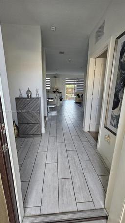 Picture of 1012 SE 23Rd Ave, Homestead, FL 33035