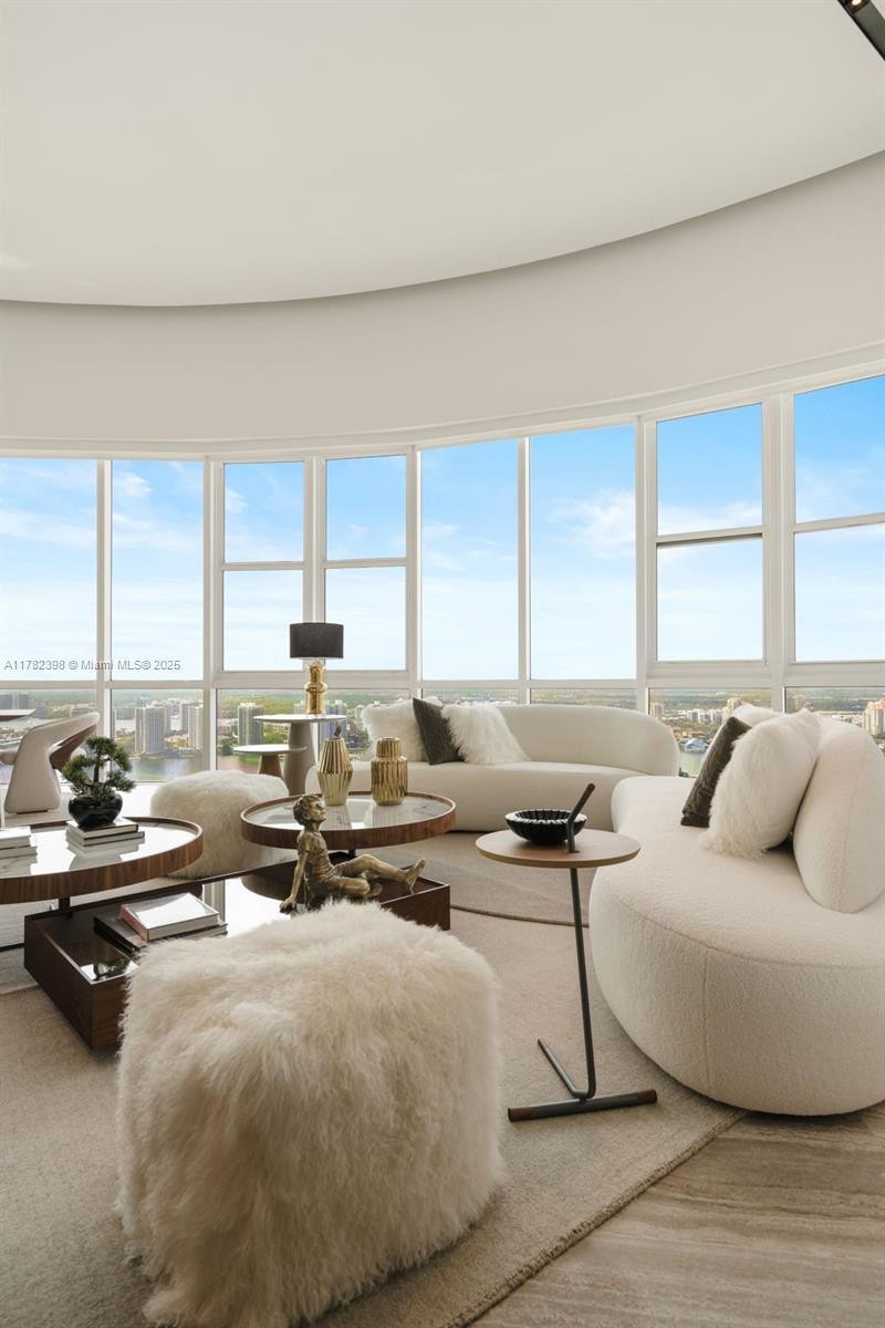 Picture of 18201 Collins Ave, Sunny Isles Beach FL 33160