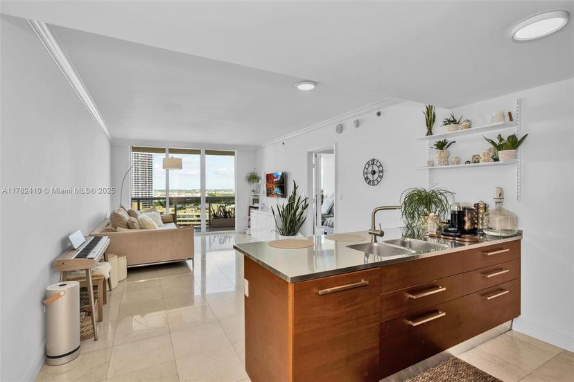 Picture of 1850 S Ocean Dr # 1709, Hallandale Beach FL 33009