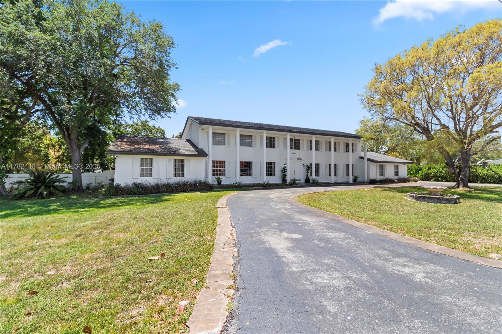 Picture of 8350 SW 98 Th St, Miami, FL 33156
