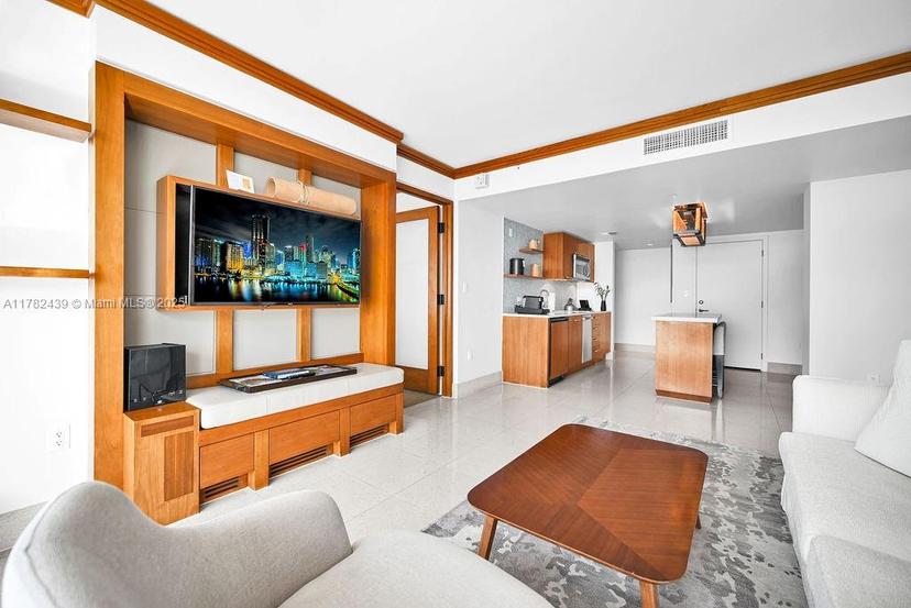 Picture of 6801 Collins Ave # 515, Miami Beach FL 33141