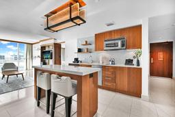 Picture of 6801 Collins Ave # 515, Miami Beach, FL 33141