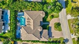 Picture of 606 Binnacle Drive, Naples, FL 34103
