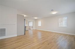 Picture of 15610 NE 15Th Ct, North Miami Beach, FL 33162