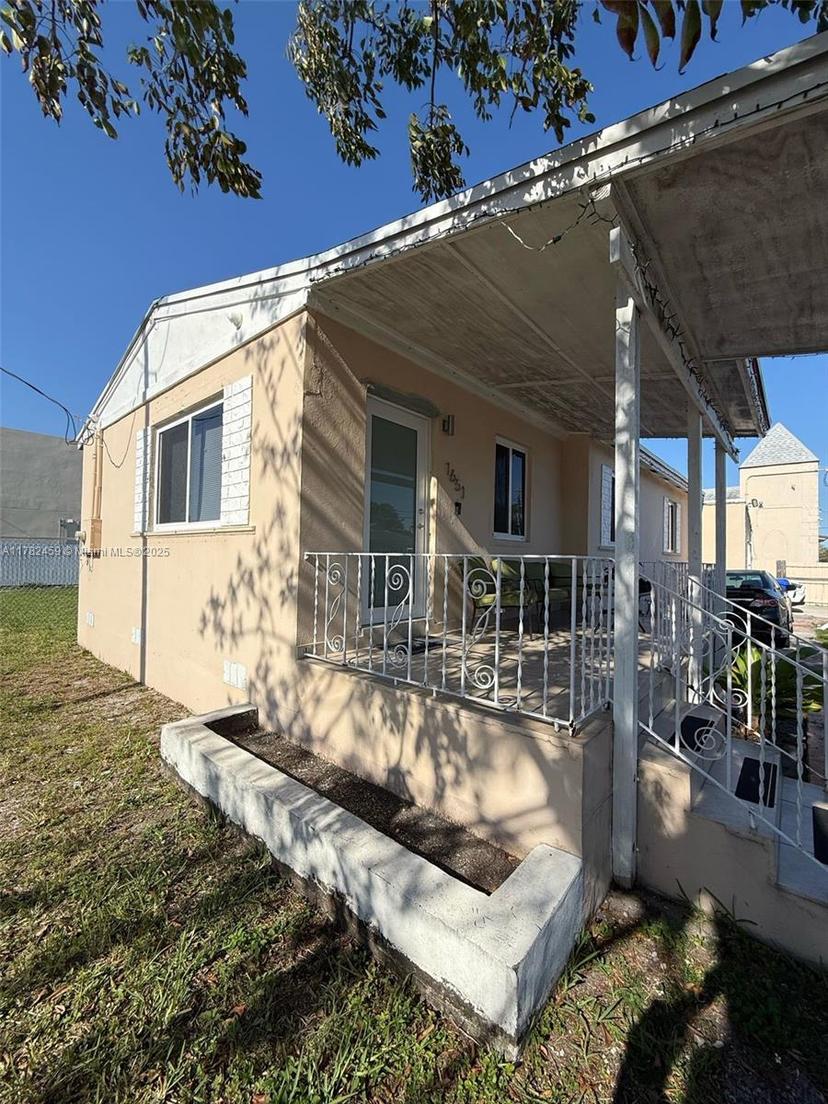 Picture of 1651 NW 68Th Ter, Miami FL 33147