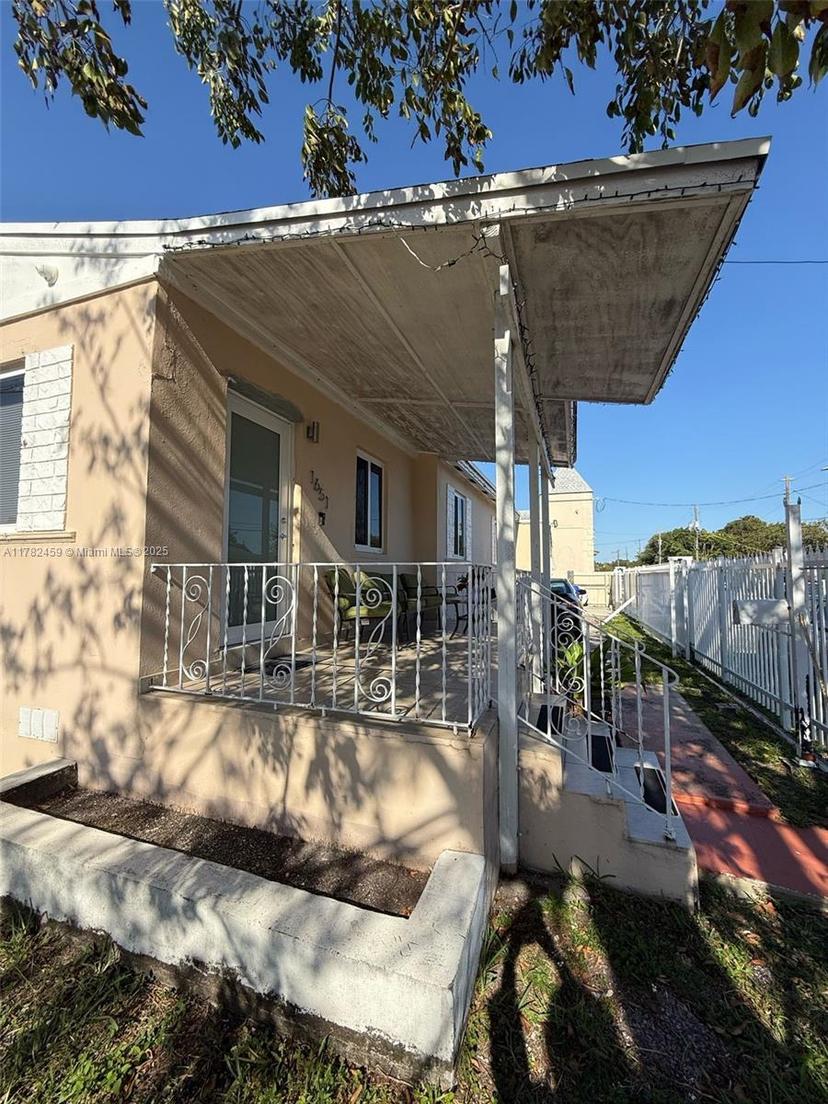 Picture of 1651 NW 68Th Ter, Miami FL 33147