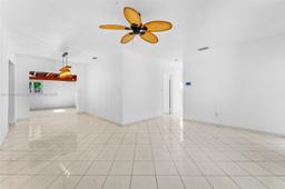 Picture of 729 W 50Th Pl, Hialeah, FL 33012