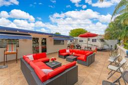 Picture of 15022 SW 67Th Ln, Miami, FL 33193