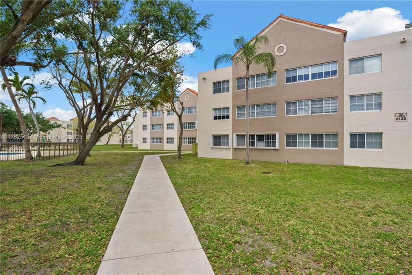 Picture of 6135 NW 186Th St # 202, Hialeah FL 33015