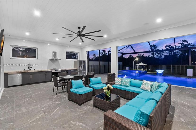 Picture of 431 16Th Ave Ne, Naples FL 34120