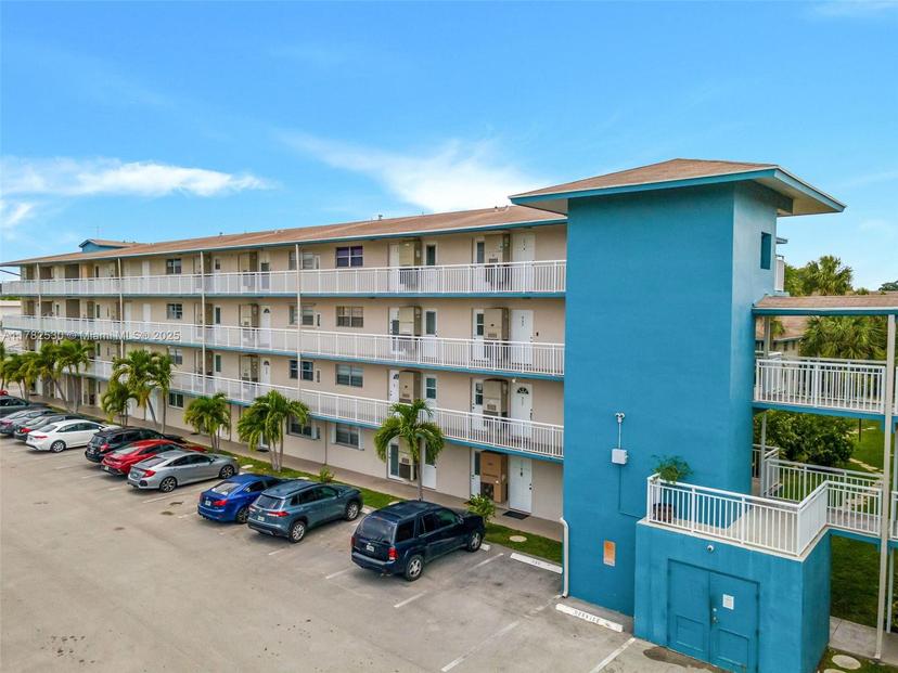 Picture of 5800 Margate Blvd # 3, Margate FL 33063