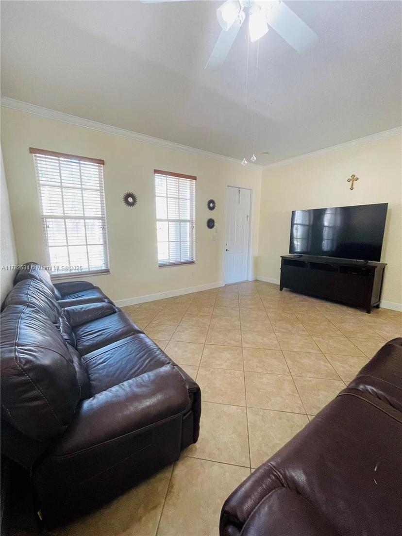 Picture of 522 SW 147Th Ave # 45, Pembroke Pines FL 33027