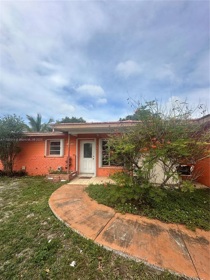 Picture of 17930 NW 42Nd Pl, Miami Gardens FL 33055