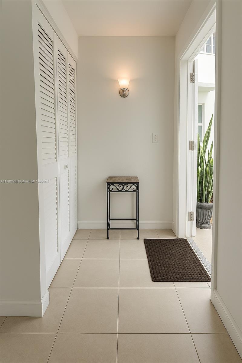 Picture of 7320 SW 82Nd St # B101, Miami FL 33143