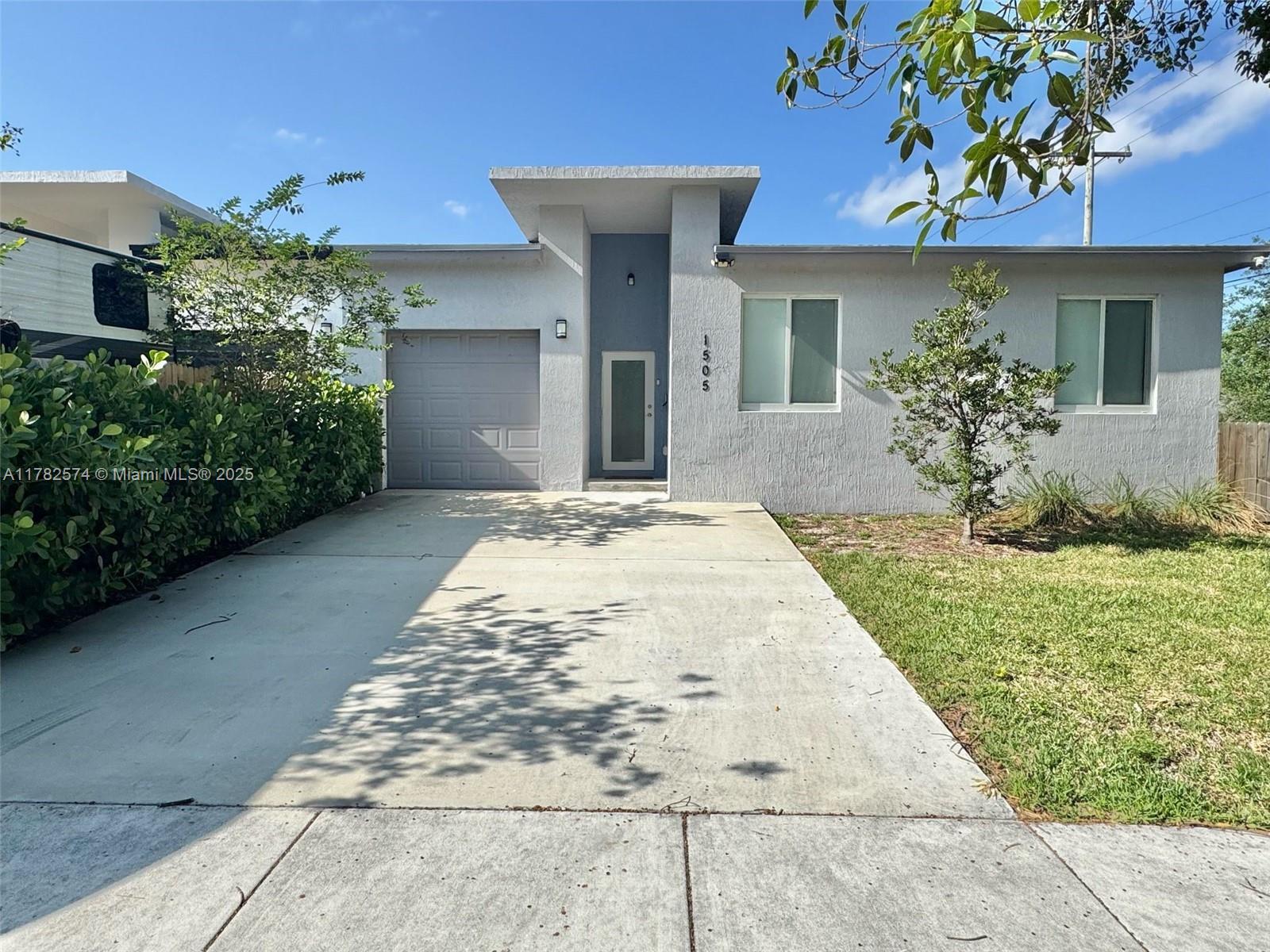 Picture of 1505 SW 27Th Ct, Fort Lauderdale, FL 33315