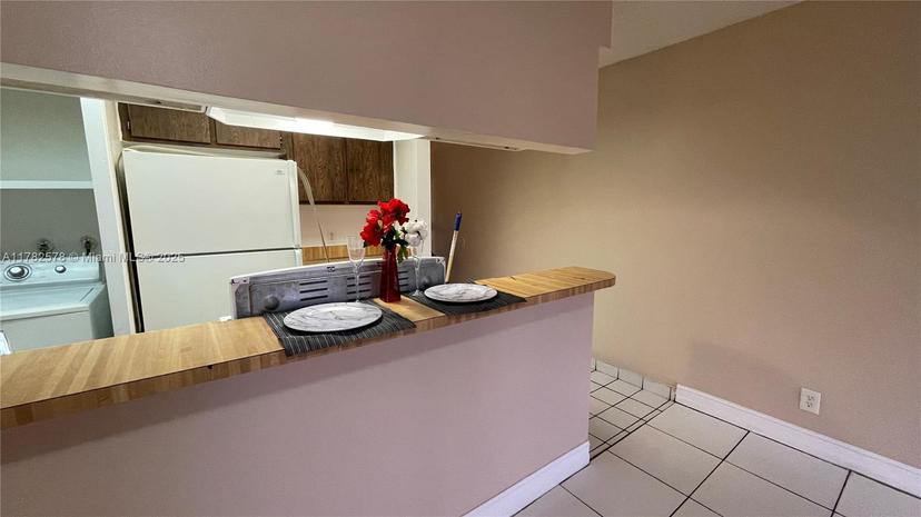 Picture of 4523 Treehouse Ln # G, Tamarac FL 33319