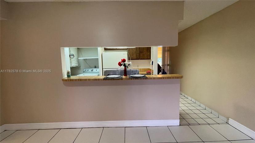 Picture of 4523 Treehouse Ln # G, Tamarac FL 33319