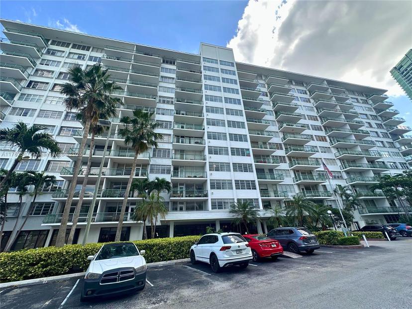 Picture of 1408 Brickell Bay Dr # 1104, Miami FL 33131