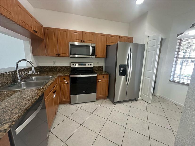 Picture of 2622 SW 82Nd Ave # 104, Miramar FL 33025