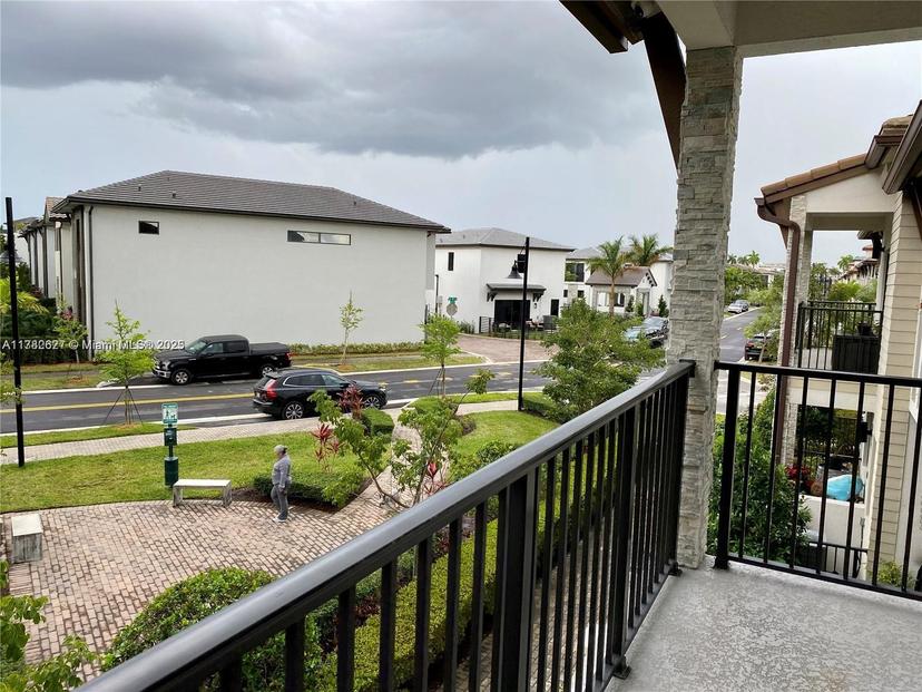 Picture of 4980 NW 83Rd Ave, Doral FL 33166