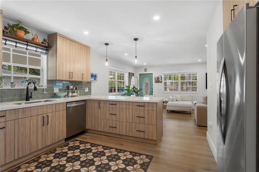Picture of 6338 SW 41St St, South Miami FL 33155