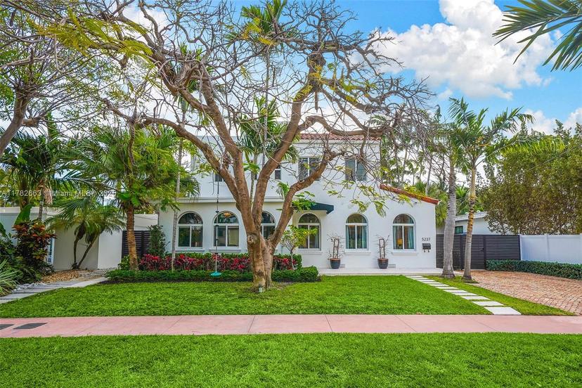 Picture of 5237 La Gorce Dr, Miami Beach FL 33140