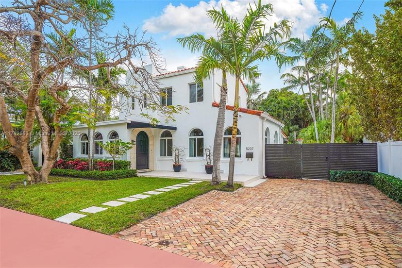 Picture of 5237 La Gorce Dr, Miami Beach FL 33140