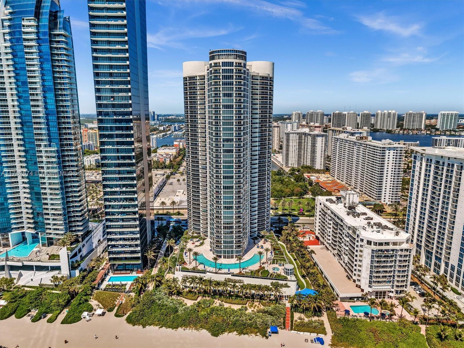 Picture of 17201 Collins Ave # 704, Sunny Isles Beach, FL 33160