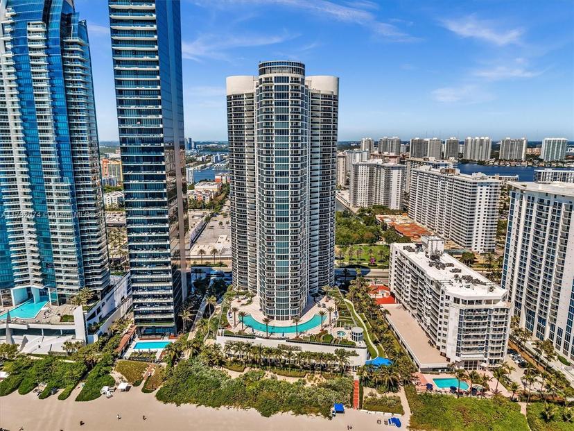 Picture of 17201 Collins Ave # 704, Sunny Isles Beach FL 33160