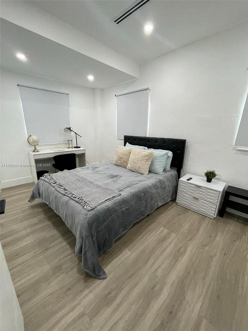 Picture of 261 NW 46Th St, Miami FL 33127