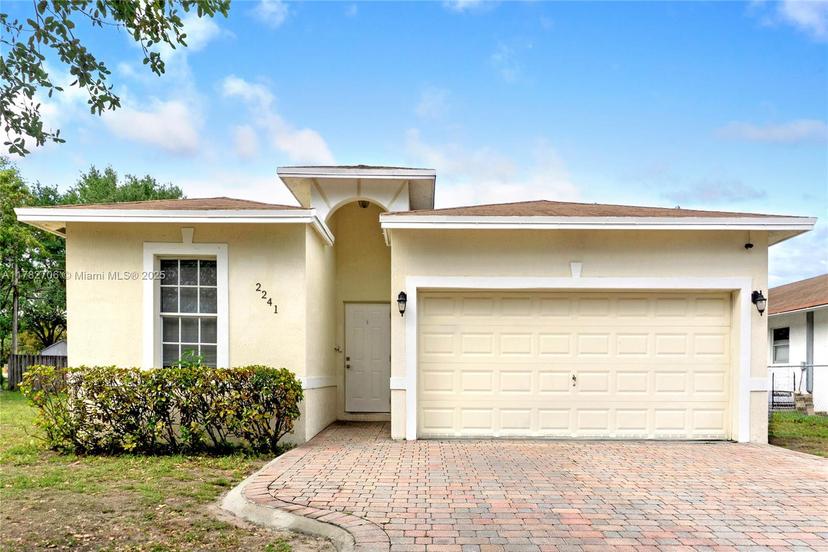 Picture of 2241 NW 4Th Ct, Pompano Beach FL 33069