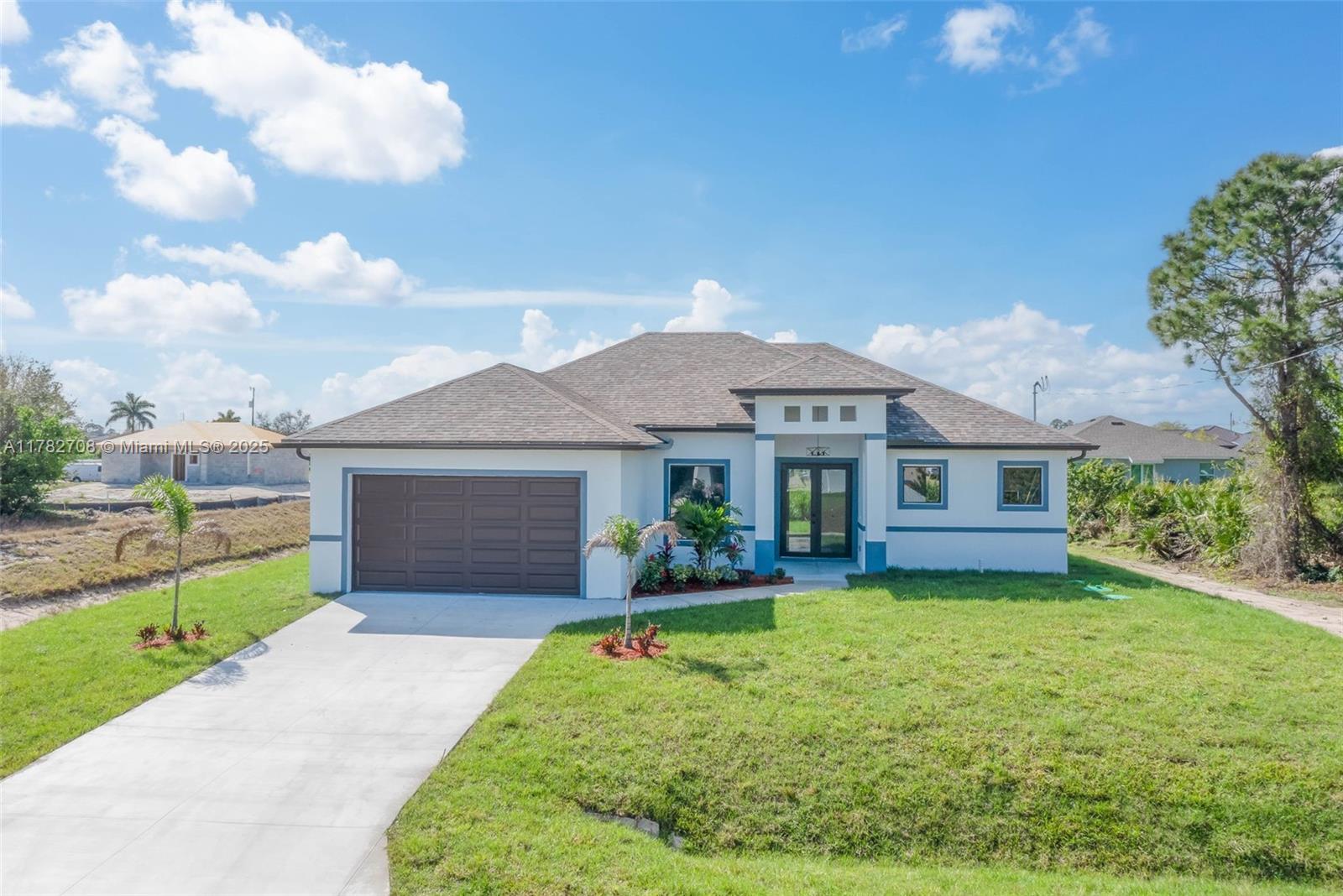 Picture of 1118 Darling St E, Lehigh Acres, FL 33974