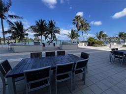 Picture of 600 NE 36Th St # 1706, Miami, FL 33137