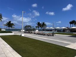 Picture of 600 NE 36Th St # 1706, Miami, FL 33137