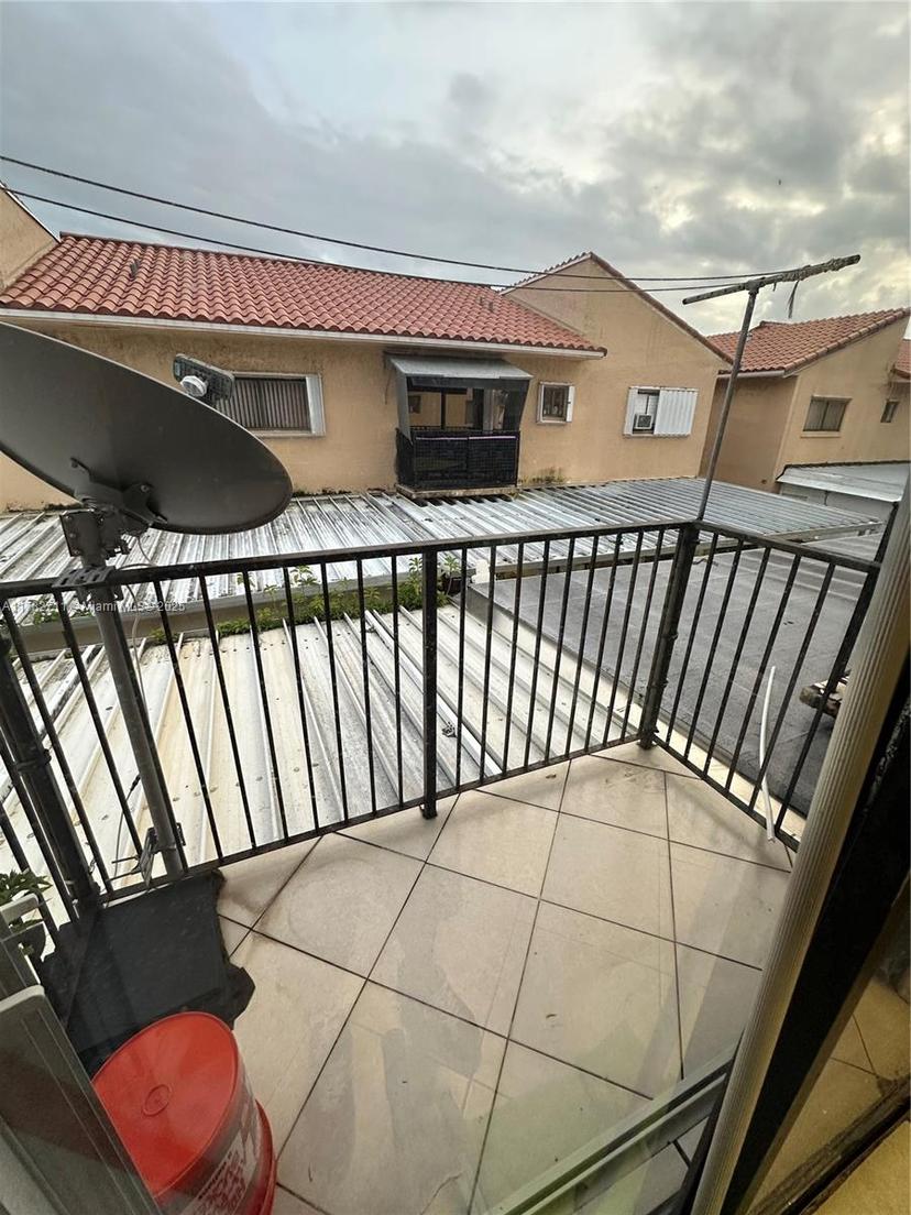 Picture of 7795 W 29Th Way # 201, Hialeah FL 33018