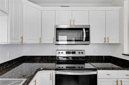Picture of 2555 NE 11Th St # 808, Fort Lauderdale, FL 33304