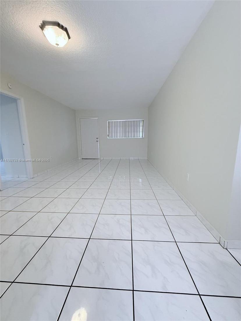 Picture of 7727 W 29Th Ln # 39, Hialeah FL 33018