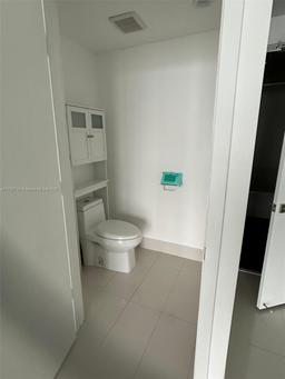 Picture of 650 NE 32Nd St # 3905, Miami, FL 33137