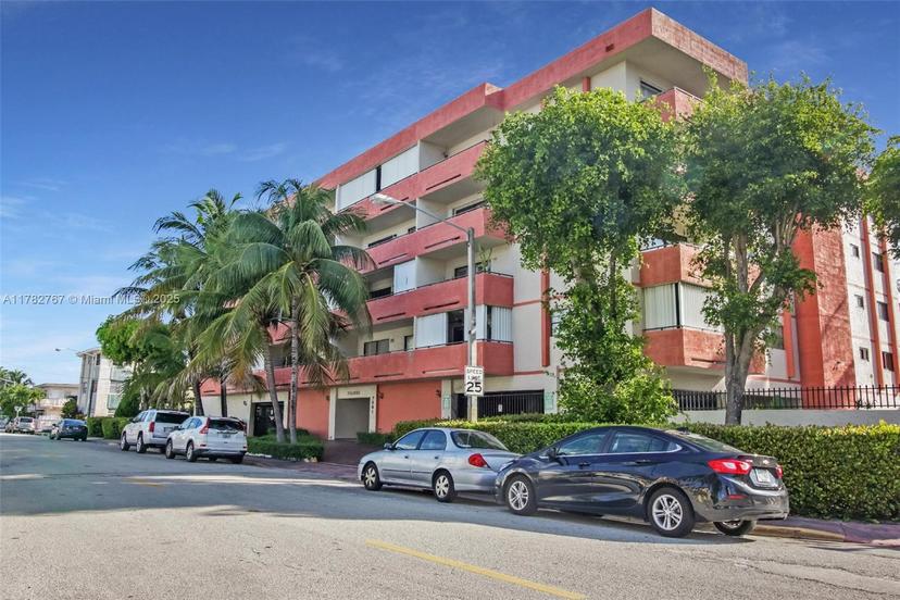 Picture of 7801 Abbott Ave # 307, Miami Beach FL 33141