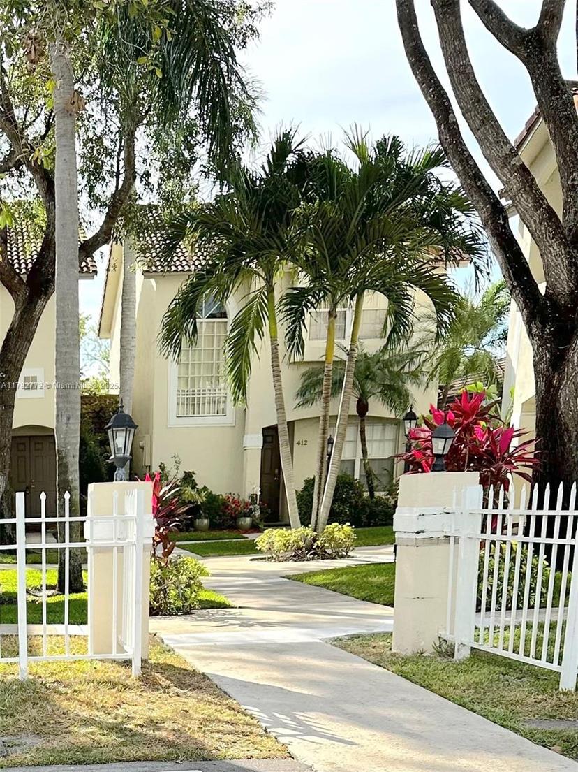 Picture of 412 NW 108Th Ter, Pembroke Pines FL 33026