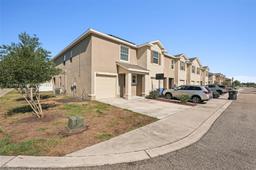 Picture of 508 Glenn Cross Dr, Other City - In The State Of Florida, FL 33570